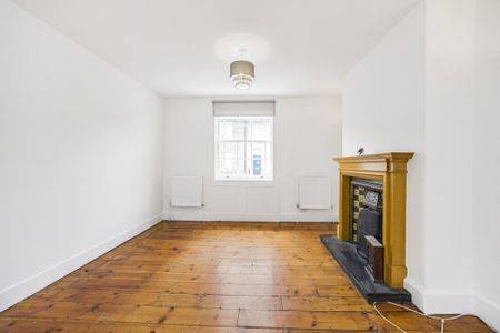 3 bedroom terraced house to rent - Photo 5