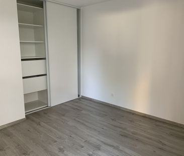 Location Appartement 2 pièces 46m² CHAMBERY 73000 - Photo 2