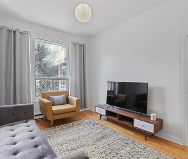 Appartement Montréal (Le Plateau-Mont-Royal) À Louer - Photo 2