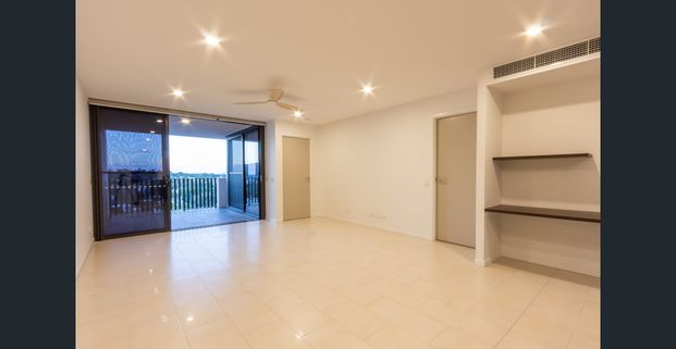 Spacious 3-Bedroom Apartment - Photo 1