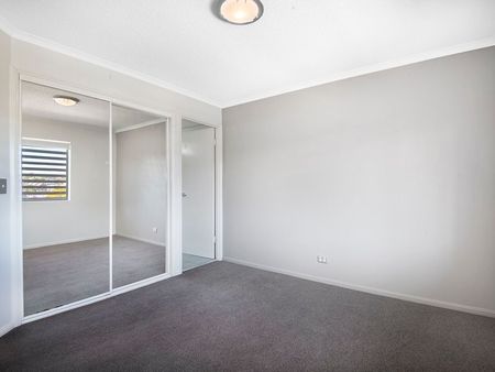 Prime Position in Indooroopilly - Photo 4