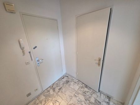 Charmante en recent gerenoveerde studio met slaaphoek en terras. - Photo 4