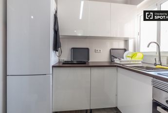 valencia, Valencian Community 46011