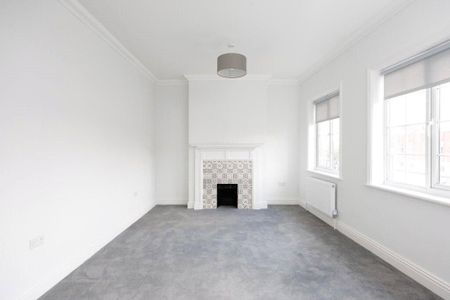 4 bedroom apartment to rent - Photo 2