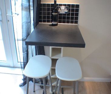 Studio Flat, Langhorn Road, SO16 - Photo 4