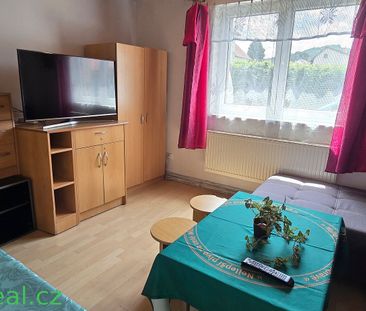 Pronájem bytu 1+kk 25 m² - Fotografie 3