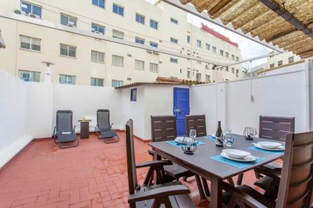 Carrer Sant Pere Pasqual, Valencia, Valencian Community 46008 - Photo 3