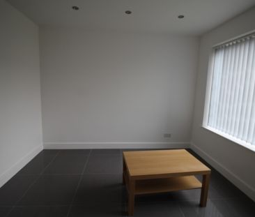 4 Bed Student Accommodation - Photo 3