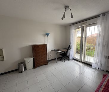 Location Appartement 1 pièce 22m² NIMES 30900 - Photo 3