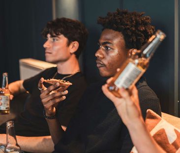 London Road Room 5 - Photo 3