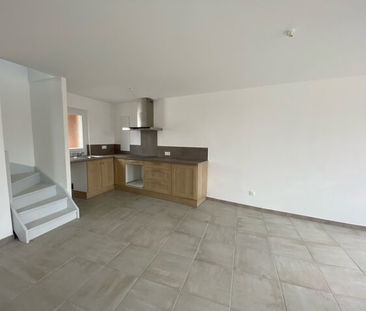 Location Appartement 3 pièces 68m² - Photo 2