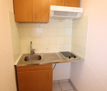 Location Appartement 2 pièces 28m² CLERMONT FERRAND 63000 - Photo 2