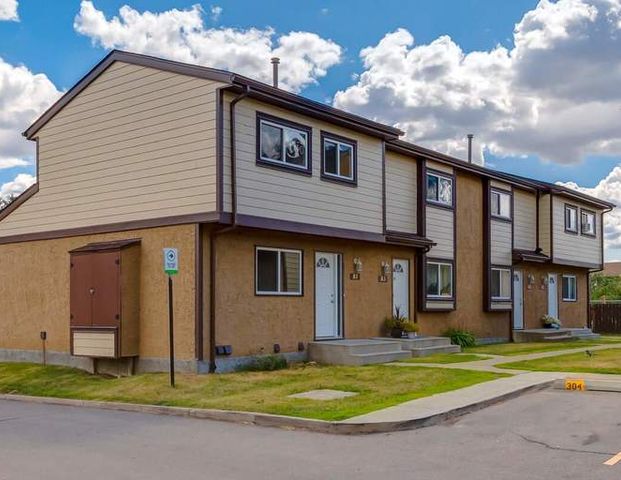 Cavell Ridge Townhomes | 15 Hyndman Crescent, Edmonton - Photo 1