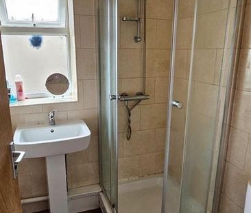 House to rent - Photo 6