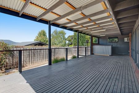 Large Family Home - Photo 5