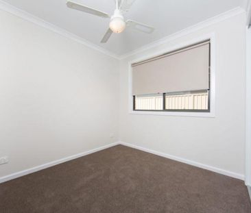 Low Maintenance Living In Popular East Albury - Photo 2