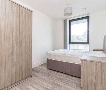 Schooner Wharf, Cardiff Bay, CF10 - Photo 2