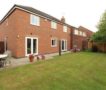5 bedroom detached house to rent - Photo 1
