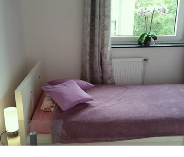 Helle möblierte 2-Zimmer-Wohnung in bester List-Lage (1 Person) - Photo 2
