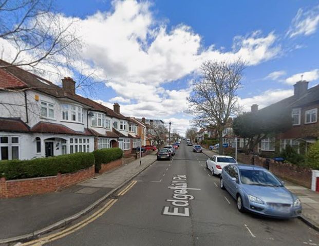 Studio Flat, Edgehill Road, CR4 - Photo 1