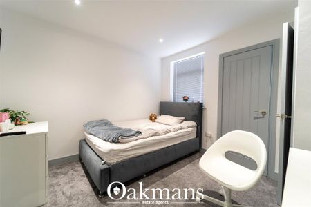 6 bedroom house to rent - Photo 3