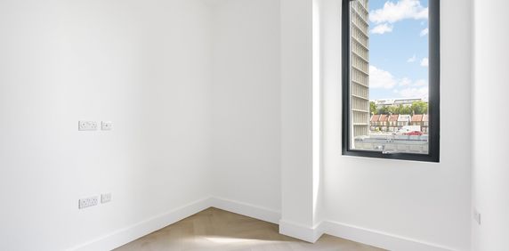 High Street, Croydon - Photo 2