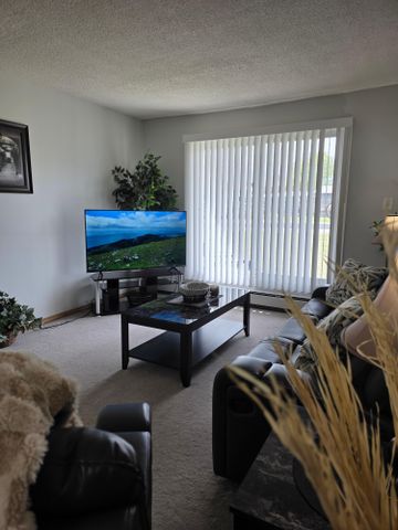 Affordable, Fully Furnished 1 Bedroom | All-Inclusive | Great Red Deer Location - Photo 4