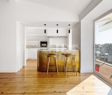2 room luxury Apartment for rent in Lisbon, Portugal - Photo 4
