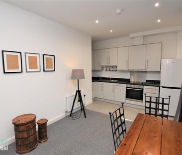 Apt 3 42, Upper Newtownards Road - Photo 5