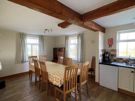 4 bedroom detached house to rent - Photo 5