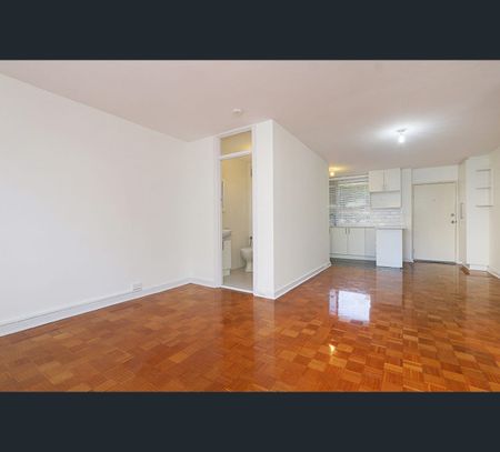 5/60 Forrest Avenue, East Perth, WA 6004 - Photo 4