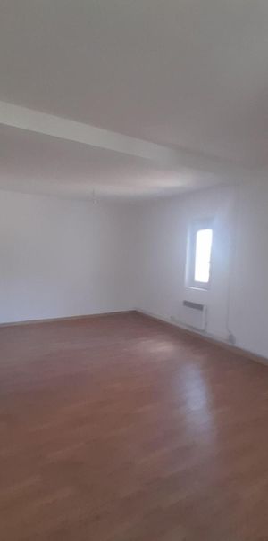 Location Appartement 2 pièces 61m² VITROLLES 13127 - Photo 1