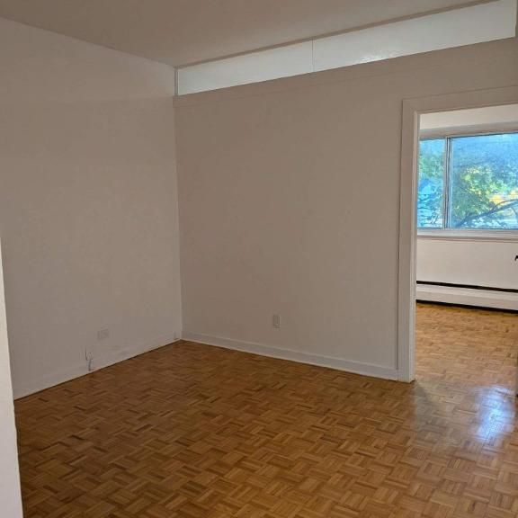 2 CH - 1 SDB - Dorval - $1,600 /mo - Photo 1