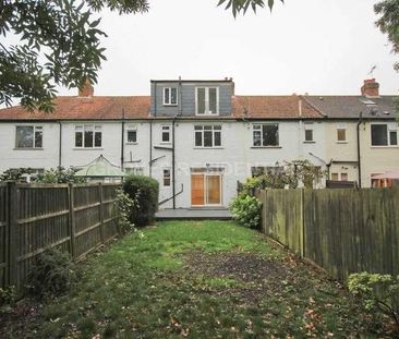 Stanley Avenue, New Malden, KT3 - Photo 5