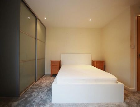 2 Bedroom Apartment To Let - Photo 3