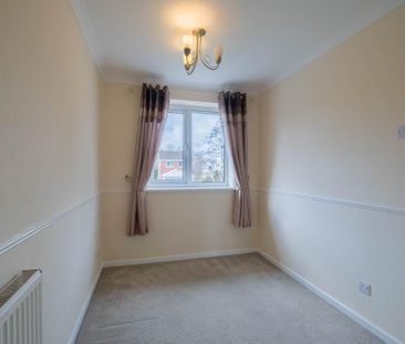 2 bedroom semi-detached house to rent - Photo 6
