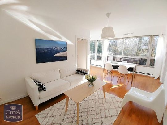 Location Appartement 2 pièces 50m² LAMBERSART 59130 - Photo 1