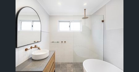 Coastal Comfort in a Prime Kiama Setting – Fully Furnished or Unfurnished Option. - Photo 5