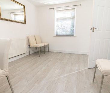 2 bedroom terraced house to rent - Photo 6