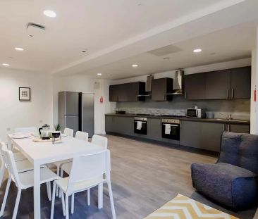 7 Bed Premium Ensuite - Photo 5