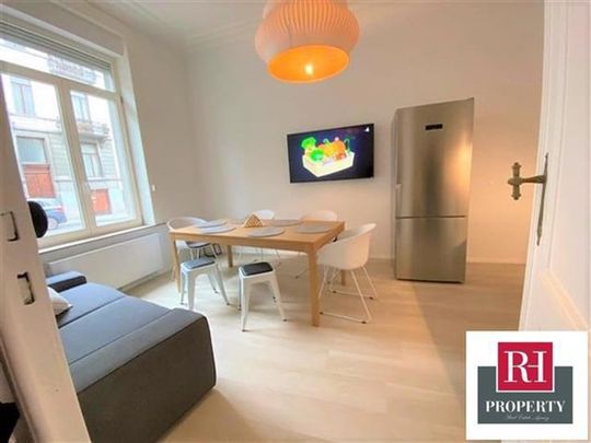 Appartement te huur - Photo 1