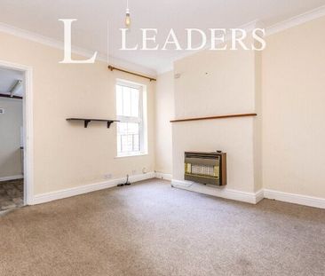 2 bedroom house to rent Walnut Tree Close, Guildford, GU1 - Photo 2