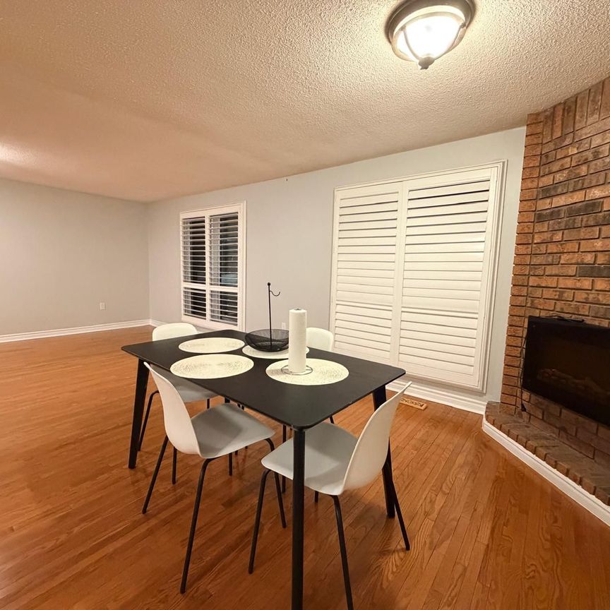 For Lease - 5 Ford Street Unit# Upper, Barrie, Ontario - Photo 1