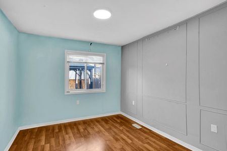 For Lease - 58 Avenue Street Unit# Upper, Oshawa, Ontario - Photo 3