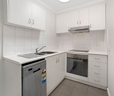 Location, Location! - Photo 1