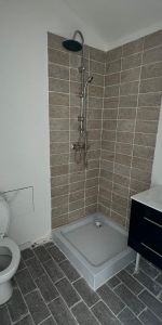 Location Appartement 2 pièces 25m² DRAGUIGNAN 83300 - Photo 3