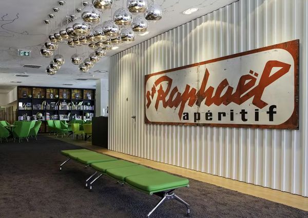 Carrer de Josep Pla, Barcelona, Catalonia 08019