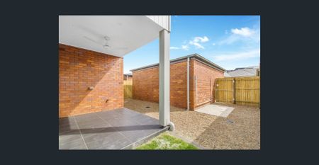 474 Grande Avenue, Spring Mountain, Qld 4300 - Photo 5