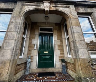 West Cliffe Grove, Harrogate - Photo 1