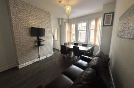 Saxby Street, Highfields, Leicester, LE2 - Photo 2